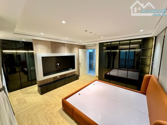 BÁN NHÀ PHÚ THƯỢNG, TÂY HỒ - 50M2 -6TẦNG THANG MÁY - 2 MẶT THOÁNG -GẦN PHỐ- GIÁ 12 TỶ HƠN