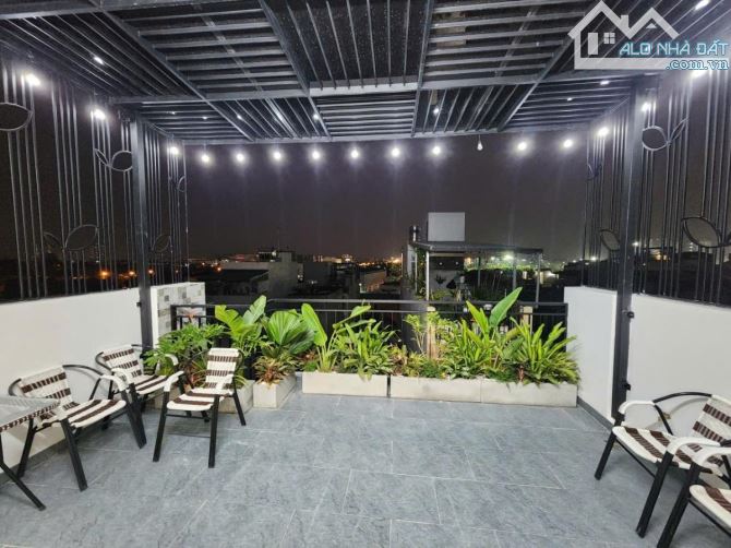 BÁN NHÀ PHÚ XÁ – TÂY HỒ- LÔ GÓC – Ô TÔ VÀO NHÀ – THANG MÁY, KD - 50M2 × 7 TẦNG -HƠN 13 TỶ