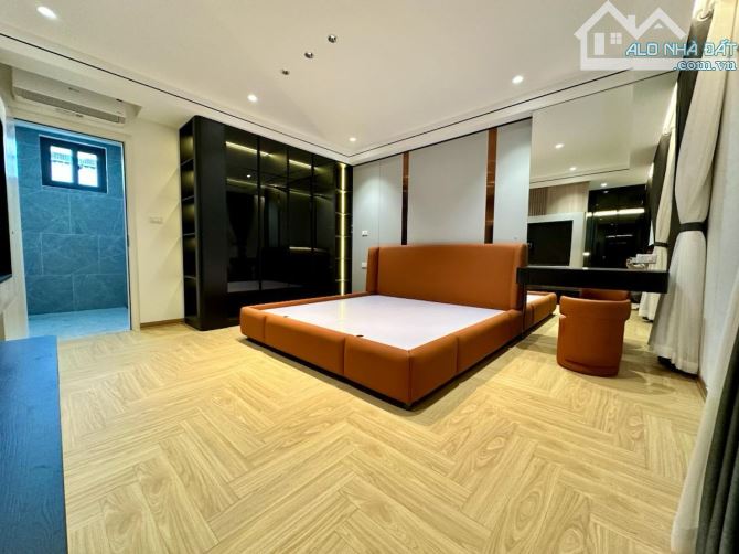 BÁN NHÀ PHÚ THƯỢNG, TÂY HỒ - 50M2 -6TẦNG THANG MÁY - 2 MẶT THOÁNG -GẦN PHỐ- GIÁ 12 TỶ HƠN