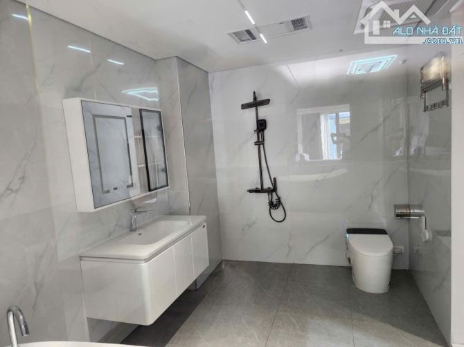 BÁN NHÀ PHÚ XÁ – TÂY HỒ- LÔ GÓC – Ô TÔ VÀO NHÀ – THANG MÁY, KD - 50M2 × 7 TẦNG -HƠN 13 TỶ