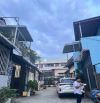 nhà đẹp ở ngay hxh đông hoà dĩ an , 90m2 , 4.05 tỷ