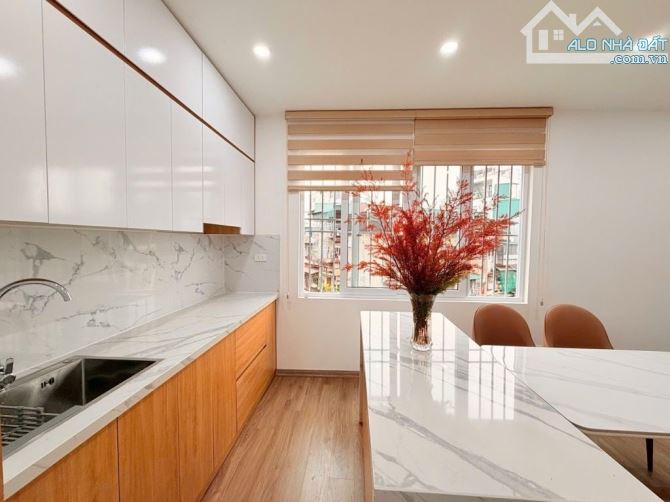 Bán tập thể D4 khu Quân Đội Nam Đồng Hồ Đắc Di, 3 ngủ 2 vs sử dụng 110m2 trung tâm Đống Đa