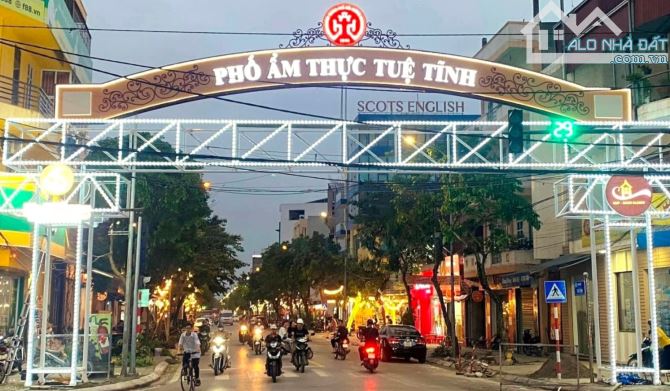 Căn nhà nghệ thuật hiếm gặp tại phố Tuệ Tĩnh – không gian yên tĩnh, cư dân trí thức