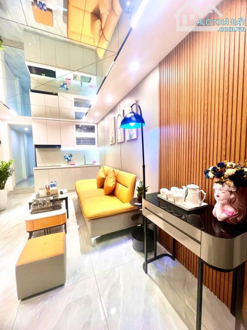 HOA HẬU _ ĐÓN XUÂN NGỰA _ nơi đáng ở