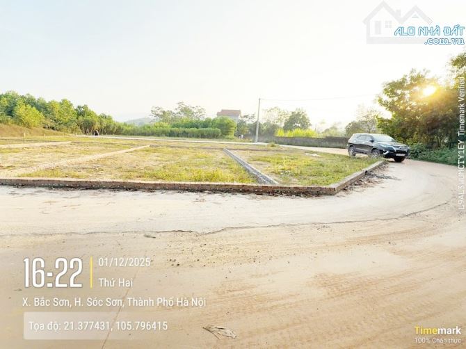 Bán đất Sóc Sơn 900 triệu sổ 100 mét thổ cư mặt tiền hơn 8 mét gần bx bus