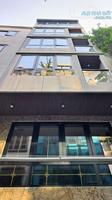 Bán nhà ngõ 105 XUÂN LA, Tây Hồ. PHÂN LÔ, Oto tránh, vỉa hè. 7 tầng THANG MÁY.