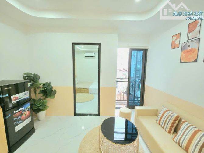 Toà CHDV Quan Nhân, 135m2*7T, MT 8M, 35 phòng KK, sát phố, đủ GPXD/PCCC, dòng tiền 7%/năm!