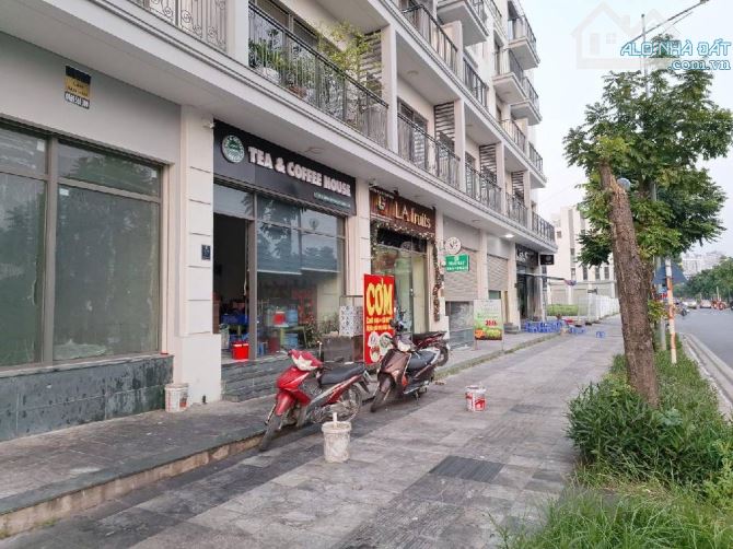 NHÀ VIP - BIỆT THỰ LK KĐT THE MANOR - 2 MẶT TIỀN - 4 LÀN Ô TÔ - 33 TỶ