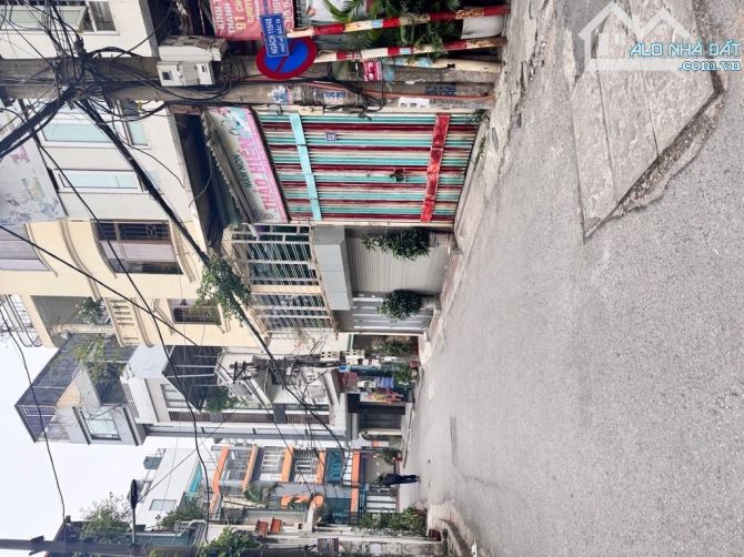 Bán tập thể D4 khu Quân Đội Nam Đồng Hồ Đắc Di, 3 ngủ 2 vs sử dụng 110m2 trung tâm Đống Đa