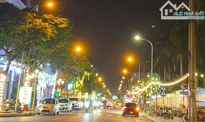 Căn nhà nghệ thuật hiếm gặp tại phố Tuệ Tĩnh – không gian yên tĩnh, cư dân trí thức