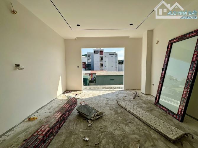 Bán nhà phân lô Trương Định gần Kim Đồng, Tân Mai. 62m² x7 tầng, gara ô tô ,thang máy