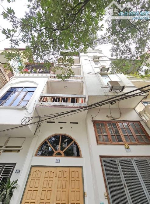 HÀNG SIÊU HIẾM TC 8 TỶ – OTO ĐỖ CỬA – BÃI GỬI OTO TRƯỚC NHÀ – HAI MẶT THOÁNG