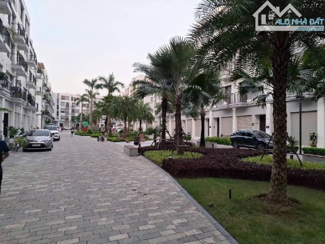 NHÀ VIP - BIỆT THỰ LK KĐT THE MANOR - 2 MẶT TIỀN - 4 LÀN Ô TÔ - 33 TỶ