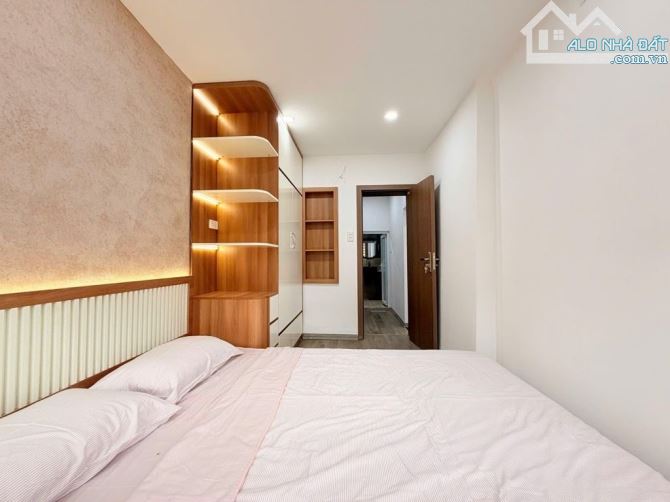 Bán tập thể D4 khu Quân Đội Nam Đồng Hồ Đắc Di, 3 ngủ 2 vs sử dụng 110m2 trung tâm Đống Đa