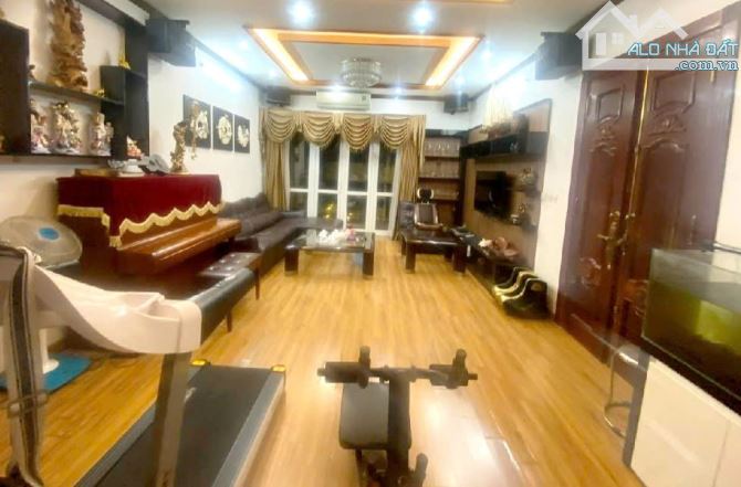 BÁN NHÀ LẠC LONG QUÂN 100m2 × 5T THANG MÁY - LÔ GÓC - 2 Ô TÔ TRÁNH + SÁT KHU BIỆT VƯỜN ĐÀO