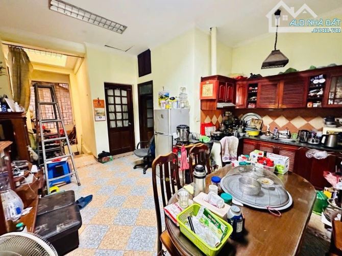 BÁN NHÀ MẶT PHỐ TT BA ĐÌNH HAI MẶT PHỐ KINH DOANH ĐỈNH VỊ TRÍ VÀNG ĐẸP NHẤT NHÌ QUẬN