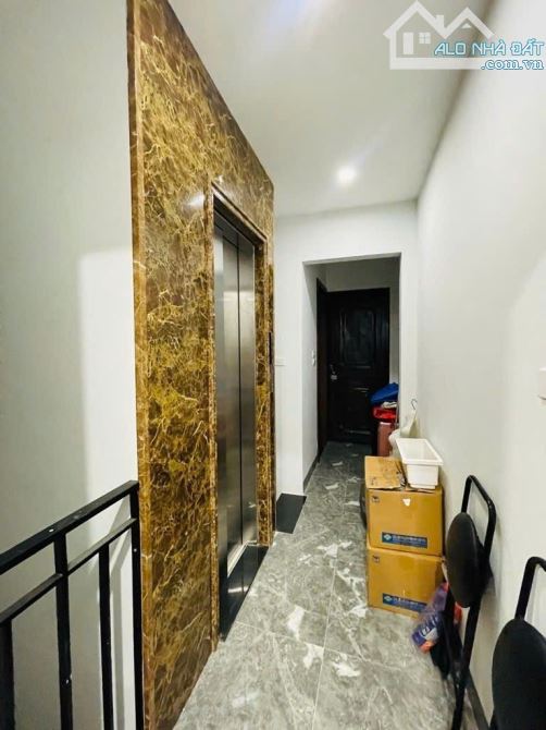 Bán nhà Phân lô Nguyễn chí thanh - Ngọc Khánh, ô tô tránh, vỉa hè, Hơn 19 tỷ, 55m, 5 tầng