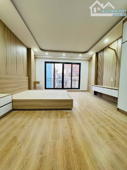 SIÊU PHẨM 7 TẦNG, THANG MÁY –PHÚ THƯỢNG, TÂY HỒ - NỘI THẤT SỊN, OTO ĐỖ CỬA – GIÁ 11 TỶ.