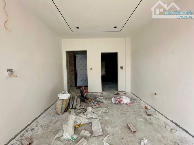 Bán nhà phân lô Trương Định gần Kim Đồng, Tân Mai. 62m² x7 tầng, gara ô tô ,thang máy