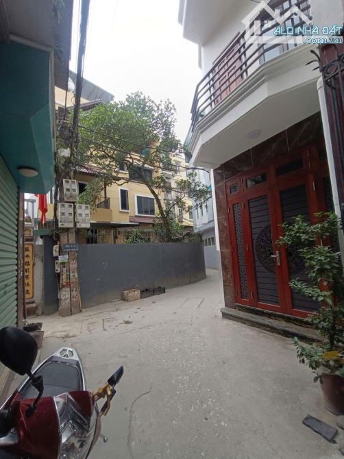 99 ĐỊNH CÔNG HẠ - NHÀ 4 TẦNG DÂN XÂY - 3 GÁC THÔNG 2 PHÍA - KHÔNG QUY HOẠCH