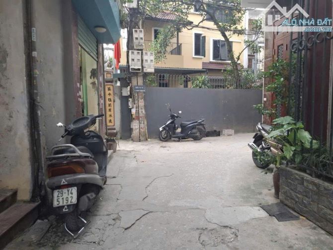 99 ĐỊNH CÔNG HẠ - NHÀ 4 TẦNG DÂN XÂY - 3 GÁC THÔNG 2 PHÍA - KHÔNG QUY HOẠCH