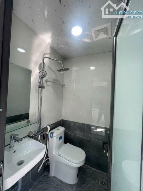 Chợ Khâm Thiên - 21 phòng khép kín - Dòng tiền 80tr/th - Hệ thống PCCC đạt chuẩn