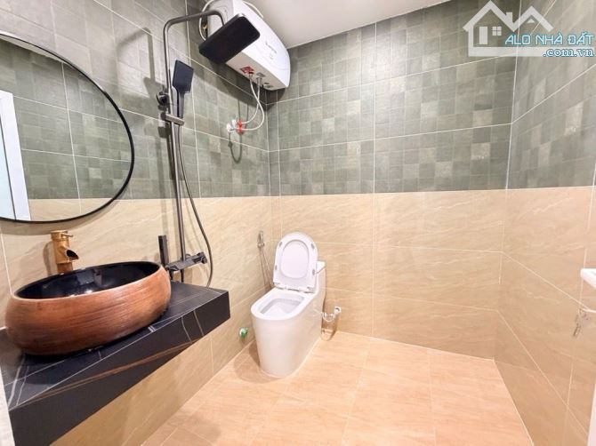 Bán tập thể D4 khu Quân Đội Nam Đồng Hồ Đắc Di, 3 ngủ 2 vs sử dụng 110m2 trung tâm Đống Đa