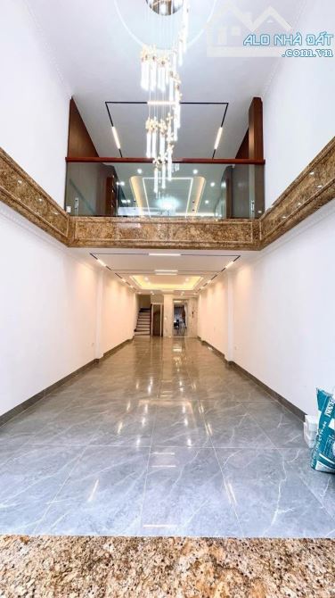 HIẾM …. KIM ĐỒNG 6 TẦNG THANG MÁY FULL NỘI THẤT