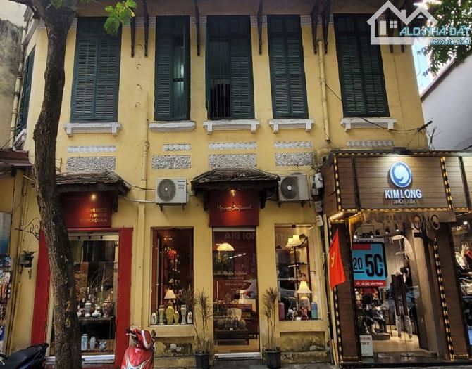 Bán Nhà Mặt Phố Trúc Khê, Đống Đa DT 252m2, MT rộng 9,5m, Giá Rẻ.