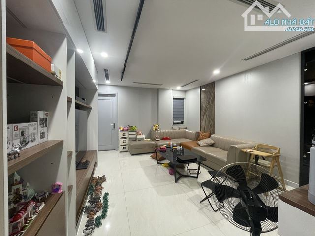 NHÀ LƯƠNG KHÁNH THIỆN 85M2*5T, NGÕ Ô TÔ, THANG MÁY