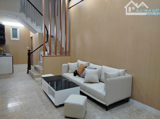 CỰC PHẨM 36M2 X 5 TẦNG, NGÕ NÔNG, RỘNG, GẦN Ô TÔ, CẦU GIẤY, HÀ NỘI - 4