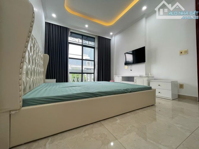 CHO THUÊ NHÀ TRẦN PHÚ- NGÔ QUYỀN, 85M2, 5 TẦNG, 9 NGỦ FULL thang máy CHỈ 35 TRIỆU