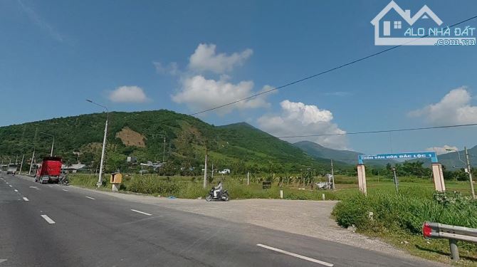 Bán đất Quốc lộ 1A, 24 tỷ, 2122m2, giá siêu hời, Nha Trang, Khánh Hòa