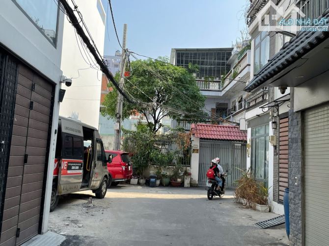 Ngộp bán 100m2 đất khu đồng bộ đẹp P6, Gò Vấp.Hẻm xe hơi. Giá chỉ 8ti6 Thương lượng.