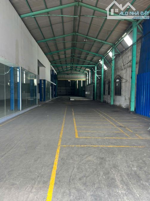 Cho thuê kho xưởng 1200m2 Mặt tiền Quốc Lộ 1A, Bình Tân, Hồ Chí Minh