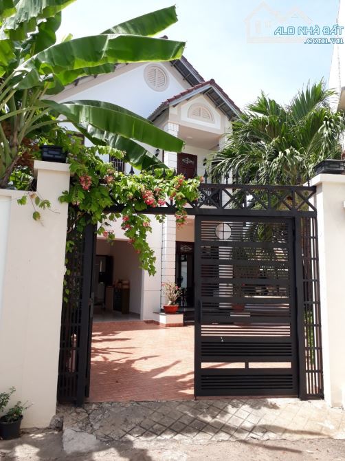 BÁN VILLA DẠNG CẤP 4 GẦN BIỂN THÙY VÂN VŨNG TÀU