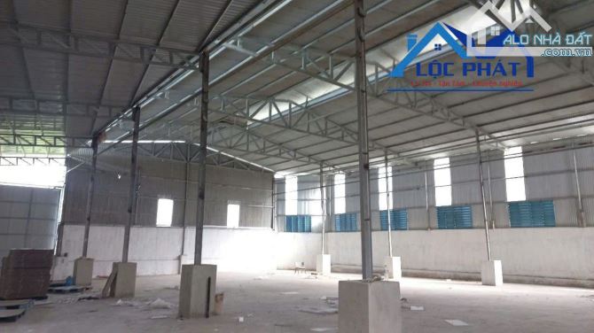 Cho thuê xưởng giá rẻ 2200m2 chỉ 55 triệu. Hố Nai 3-Trảng Bom-Đồng Nai