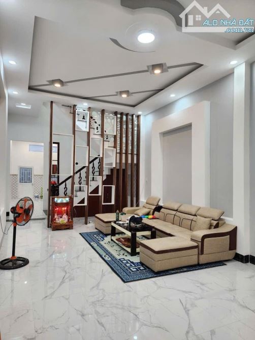Nhà đẹp Hưng Phú 4,5x16 vị trí đẹp giá 5 tỷ 450 triệu (Thương lượng) - 1