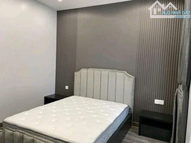 CHO THUÊ NHÀ TRẦN PHÚ- NGÔ QUYỀN, 85M2, 5 TẦNG, 9 NGỦ FULL thang máy CHỈ 35 TRIỆU - 1