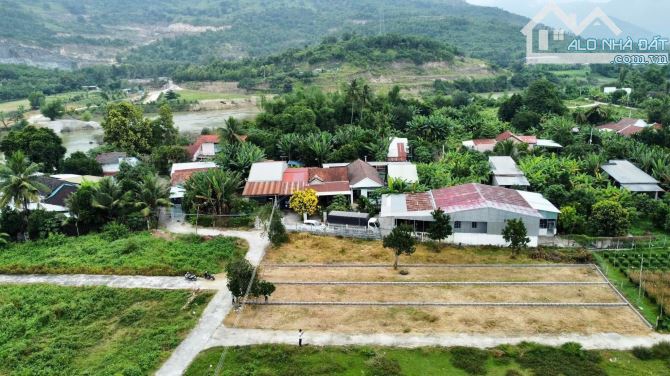 "🏡 HÀNG HIẾM - LÔ CẶP NGANG 10M - FULL THỔ CƯ DIÊN LẠC - GẦN TỈNH LỘ 02 🌿 - 1