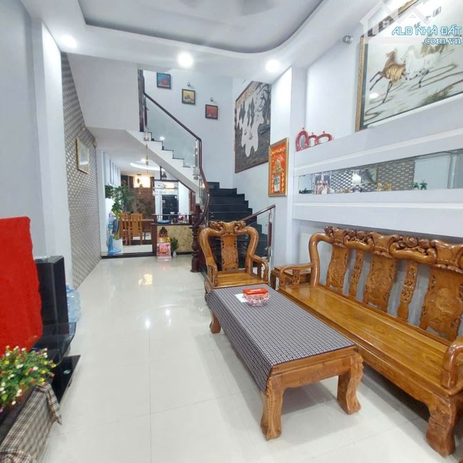 Bán nhà trệt 3 lầu đường Thống Nhất P16. Giá chỉ 6ti6 TL. Liên hệ làm việc trực tiếp chủ - 1