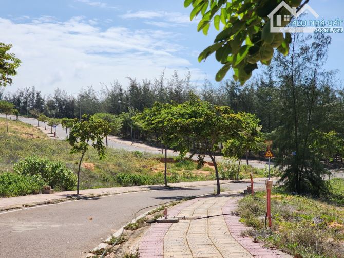 BÁN ĐẤT MẶT TIỀN VIEW BIỂN MŨI NÉ - PHAN THIẾT CHỈ 7TR/M2, SỔ SẴN CÔNG CHỨNG NGAY - 1