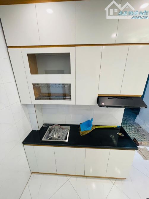 Bán gấp nhà Trần Cao Vân 13/15m2, 4T, MT 3.8m chỉ 10m ra phố, full nội thất, sổ đỏ riêng - 1
