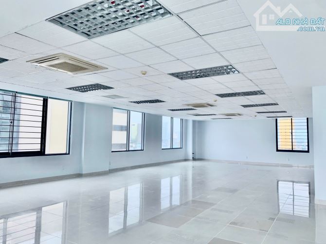 TOP 5 VĂN PHÒNG GIÁ TỐT VỚI DIỆN TÍCH 200m2 – 300 m2, GIÁ TỪ 160.000D/M2. OFFICE DANANG - 2