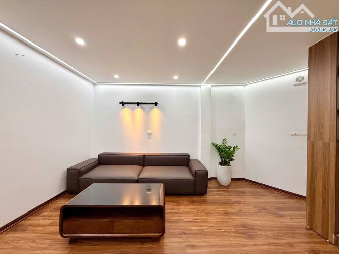 Nhà phân khúc Hiếm phố Kim Hoa 30m2, 6 tầng, mặt tiền 4m Giá 5.9 tỷ ở ngay - 2