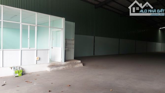 Cho thuê xưởng hoặc kho xưởng 850m2 ở Phường Vĩnh Phú TP Thuận An, Bình Dương - 2