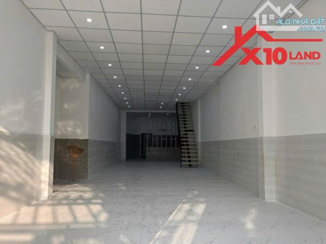 Bán nhà mặt tiền kinh doanh gần coppmax Biên Hòa 120m2 chỉ 9 tỷ. - 2