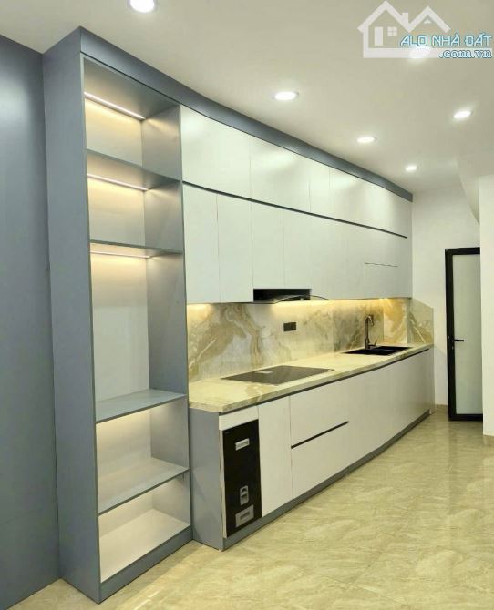 Bán Nhà Đẹp Bát Khối 34m2, 5 Tầng, 1 Bước Ra Ôtô, Đủ Nội Thất, Giá 6,9 Tỷ - 2