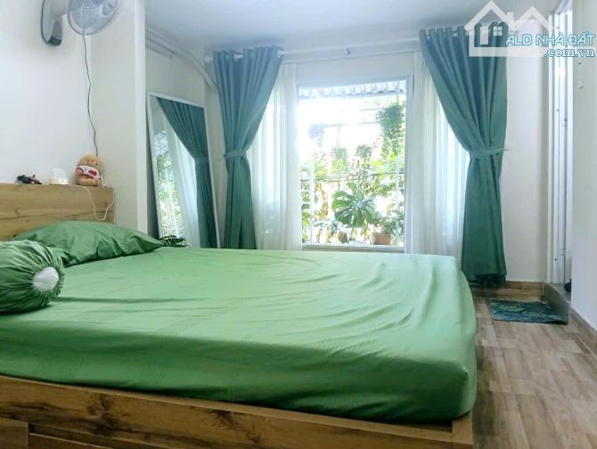 🏡 NHÀ 3 TẦNG MẶT TIỀN VŨ QUỲNH, GẦN BIỂN NGUYỄN TẤT THÀNH, GIÁ 5.45 TỶ! 🌊 - 2