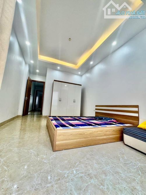 Cần bán nhà mới thang máy 80m2 ngõ 35 Phố An Dương - 3